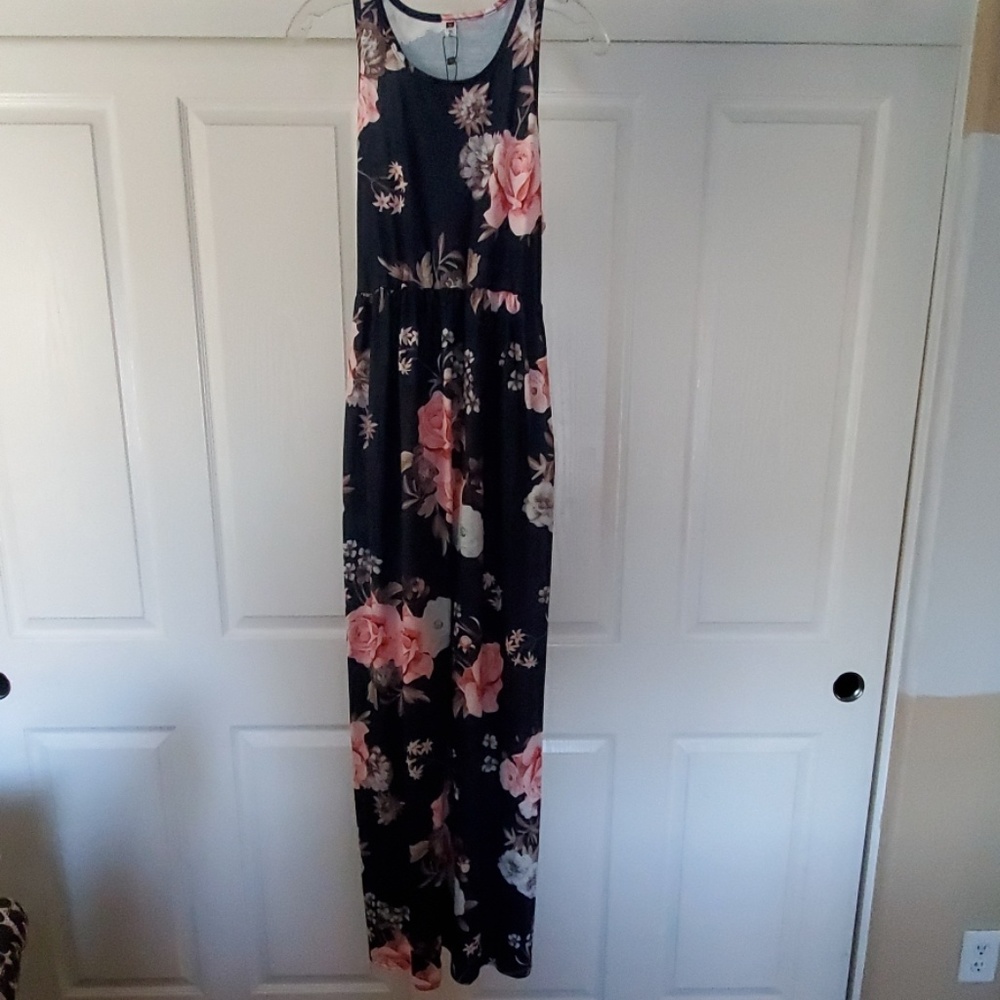 Long Maxi Dress with Pockets